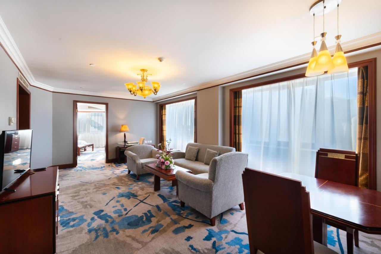 Golden Ocean Hotel Tianjin Exterior foto