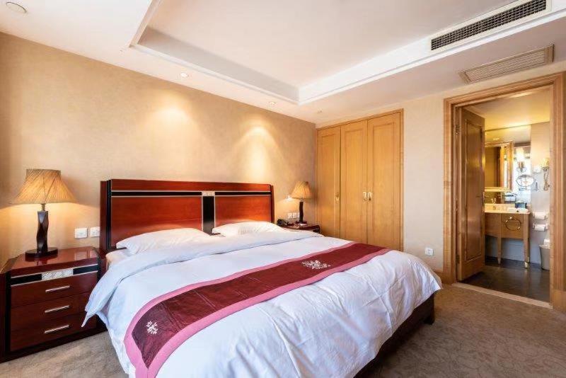 Golden Ocean Hotel Tianjin Exterior foto